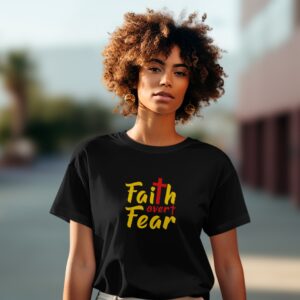 Camiseta Faith Over Fear Yellow - hover